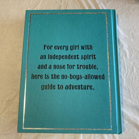 The Daring Book For Girls Hard Back Book Bundle - Picture 6 of 8